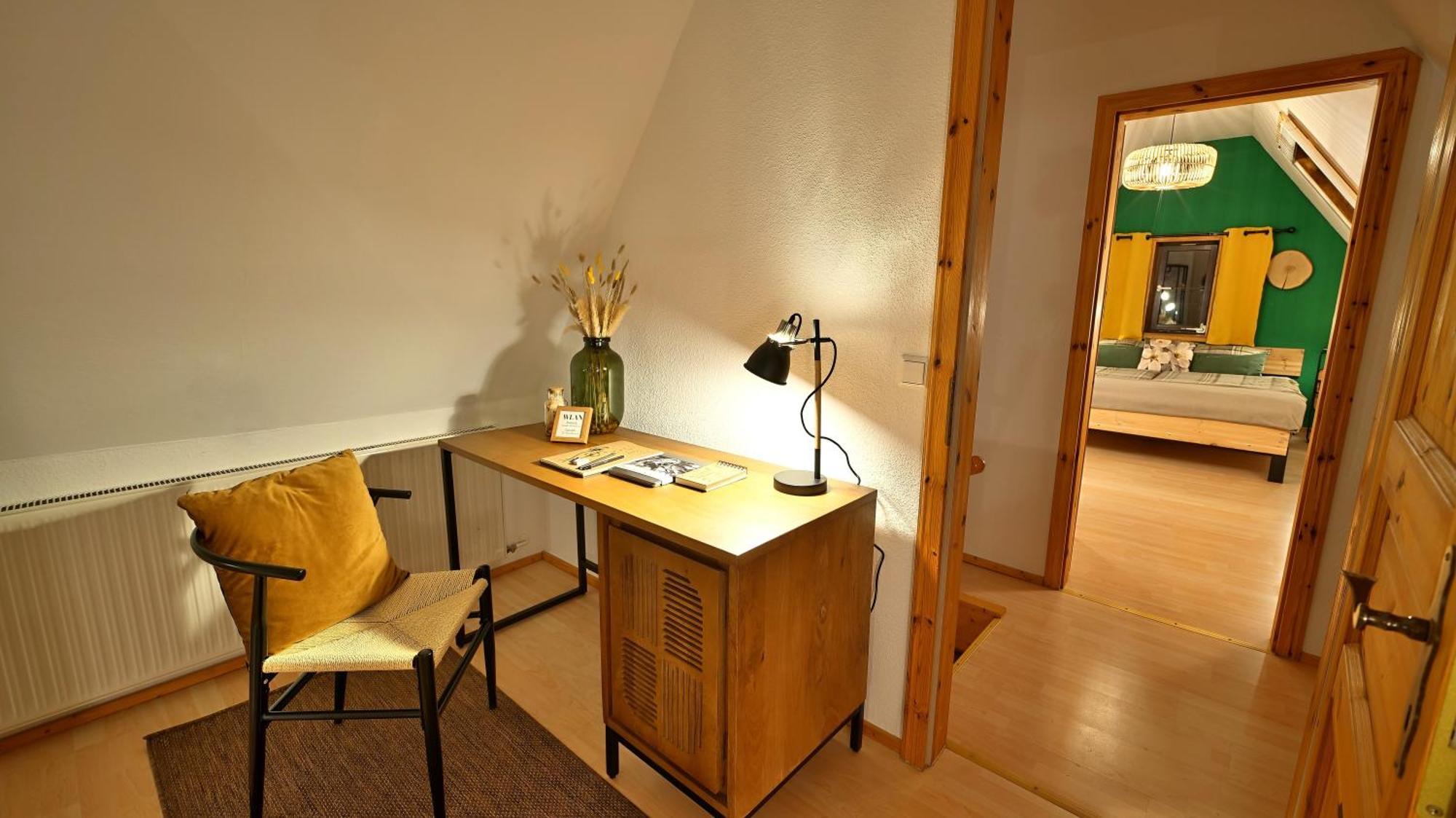 Green Loft Schwarzwald - Dach-Balkon--Musik-Ecke Fluorn-Winzeln Eksteriør billede